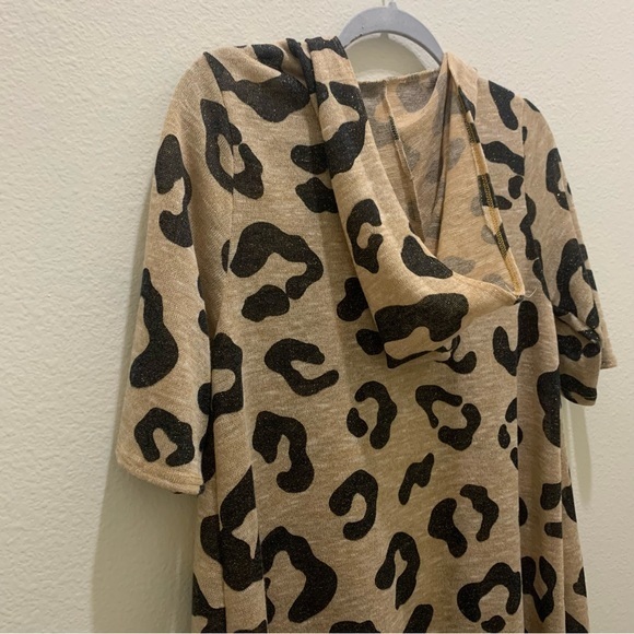 Leopard Animal Print semi-sheer‎ overlay light weight sweater.  Short sleeve M - Picture 7 of 11